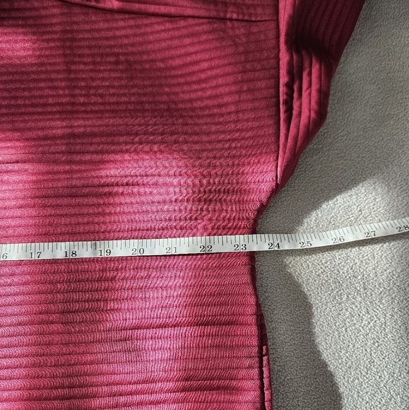 Nike Women's Burgundy Sweater, Size M - Picture 9 of 11